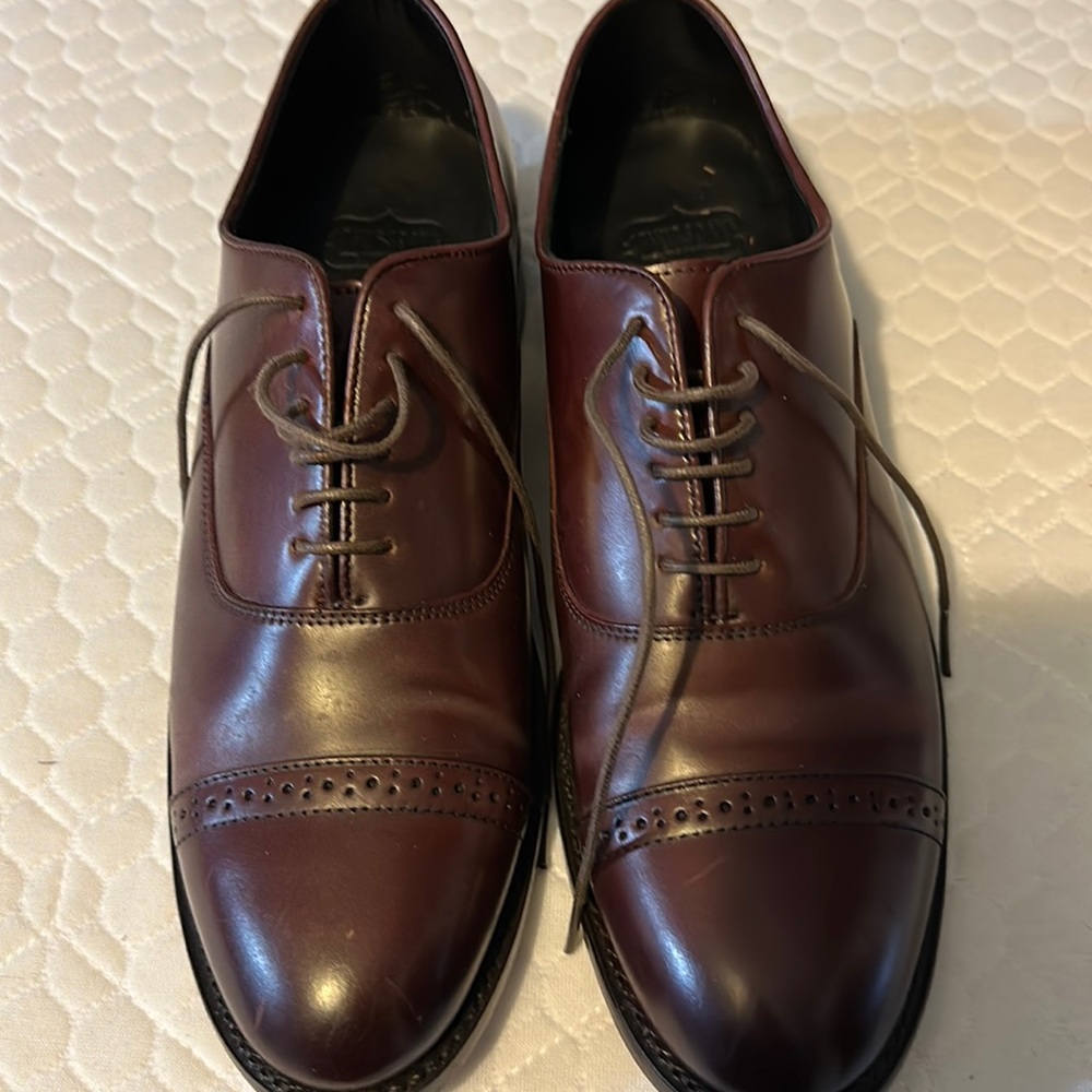 Thursday Boots Broadway dress shoe Size 9